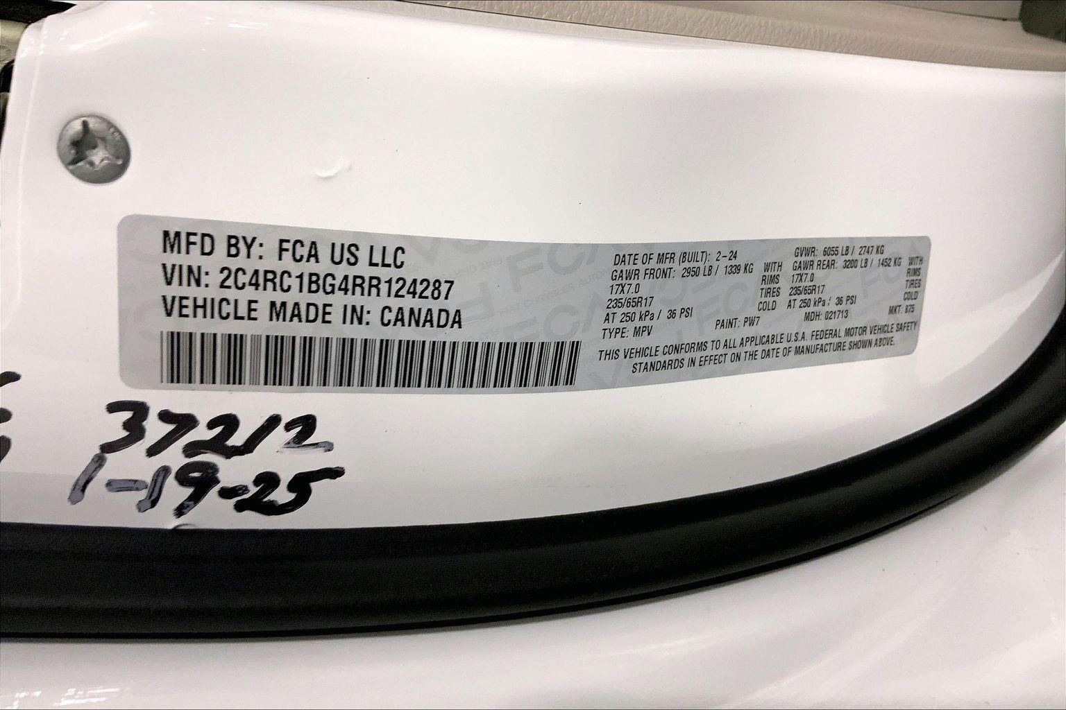 2024 Chrysler Pacifica Touring L