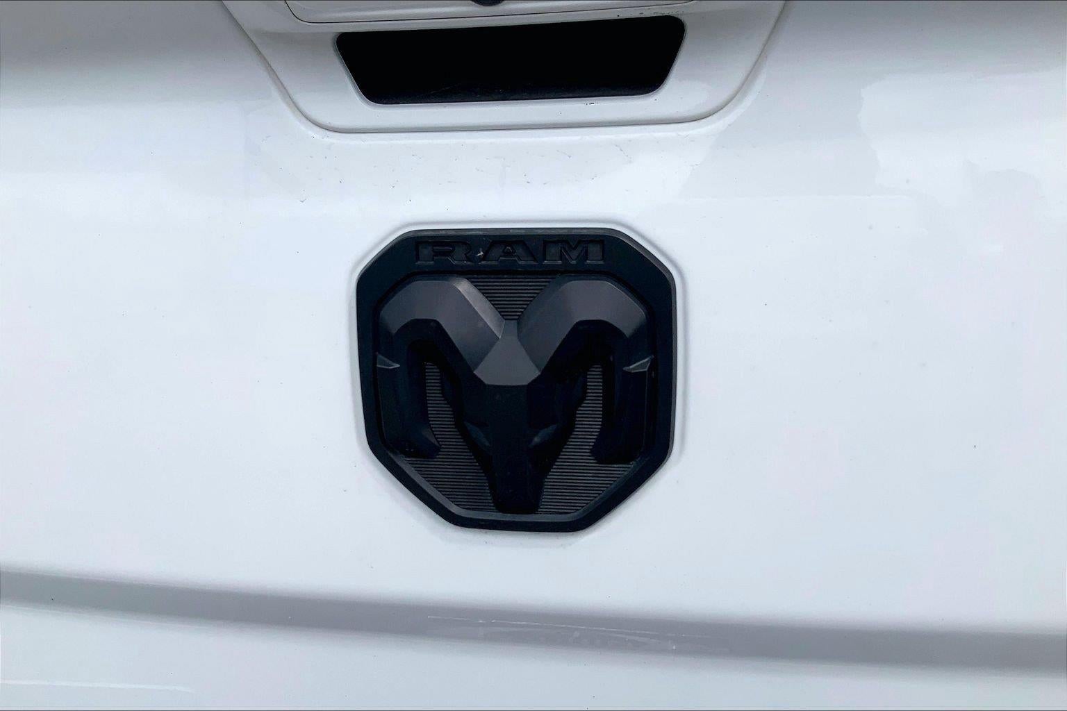2021 RAM 3500 Laramie Crew Cab 4x4 8' Box