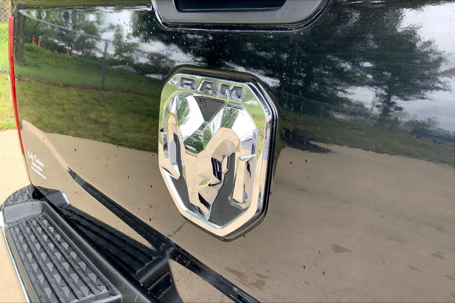 2019 RAM 2500 Tradesman Crew Cab 4x4 6'4' Box