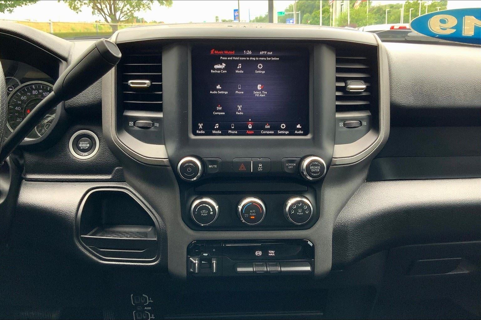 2019 RAM 2500 Tradesman Crew Cab 4x4 6'4' Box