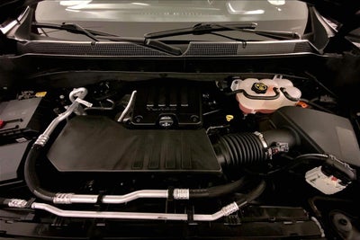 2023 Chevrolet Silverado 1500 4WD Crew Cab Short Bed LT with 2FL