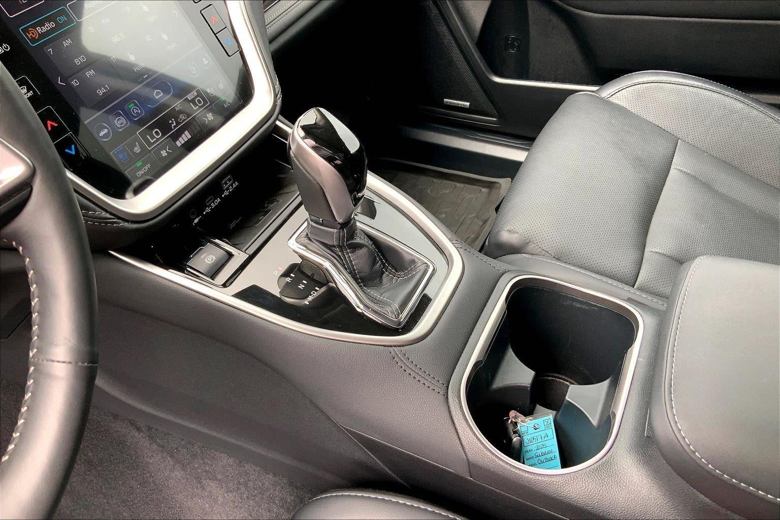 2025 Subaru Outback Touring XT