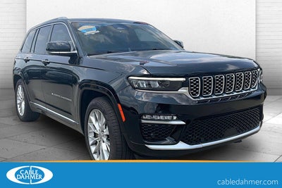 2022 Jeep Grand Cherokee Summit