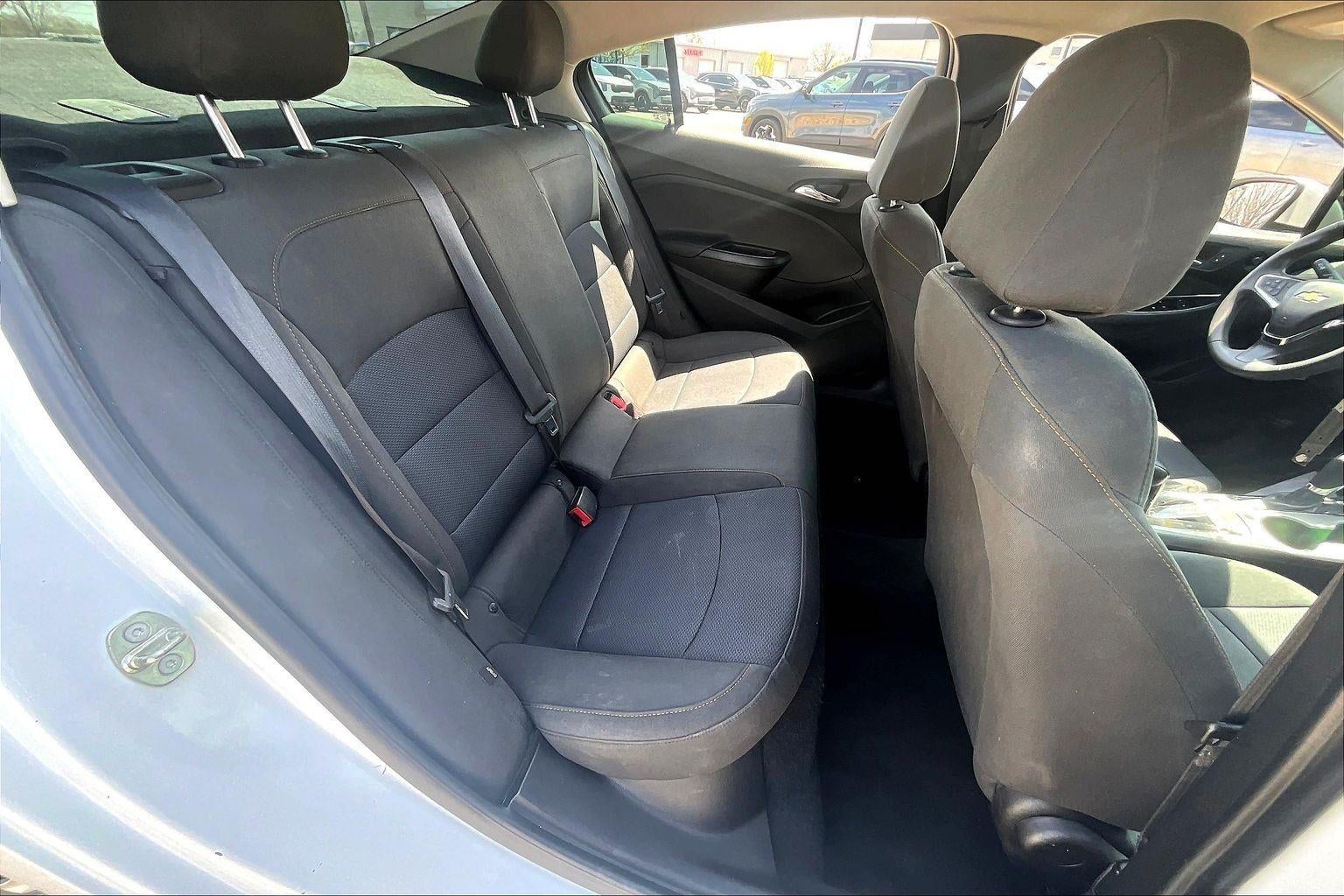 2018 Chevrolet Cruze LS