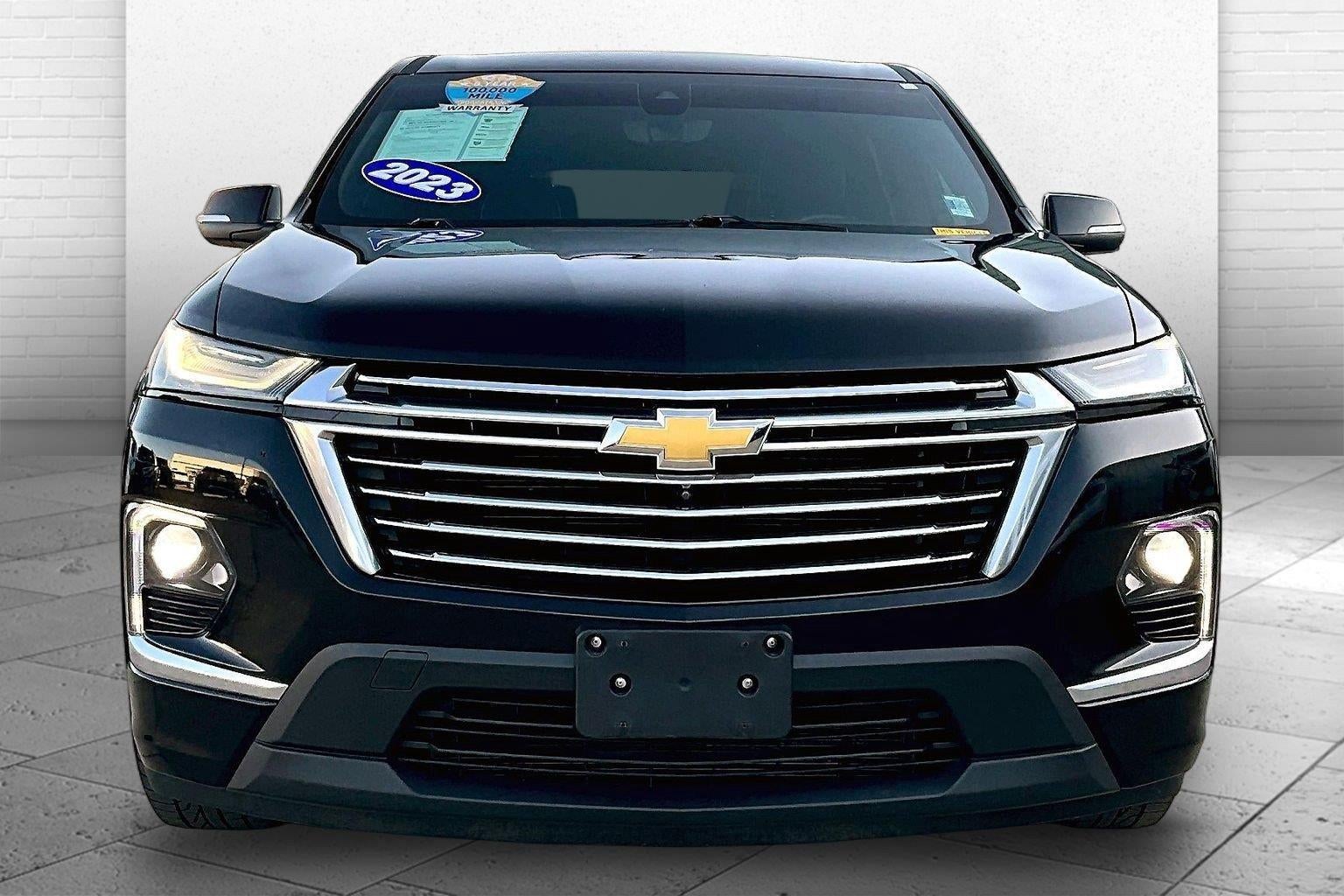 Used 2023 Chevrolet Traverse Premier with VIN 1GNEVKKW4PJ179255 for sale in Kansas City
