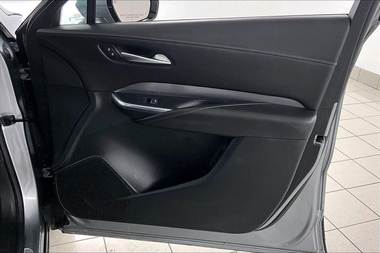 2024 Cadillac XT4 AWD Premium Luxury