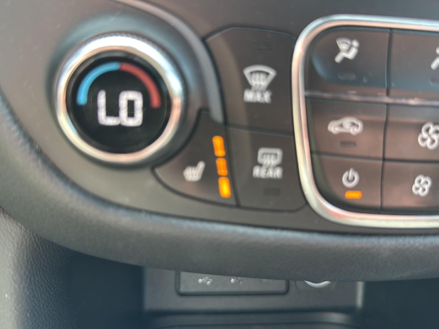 2022 CHEVROLET TRUCK EQUINOX RS