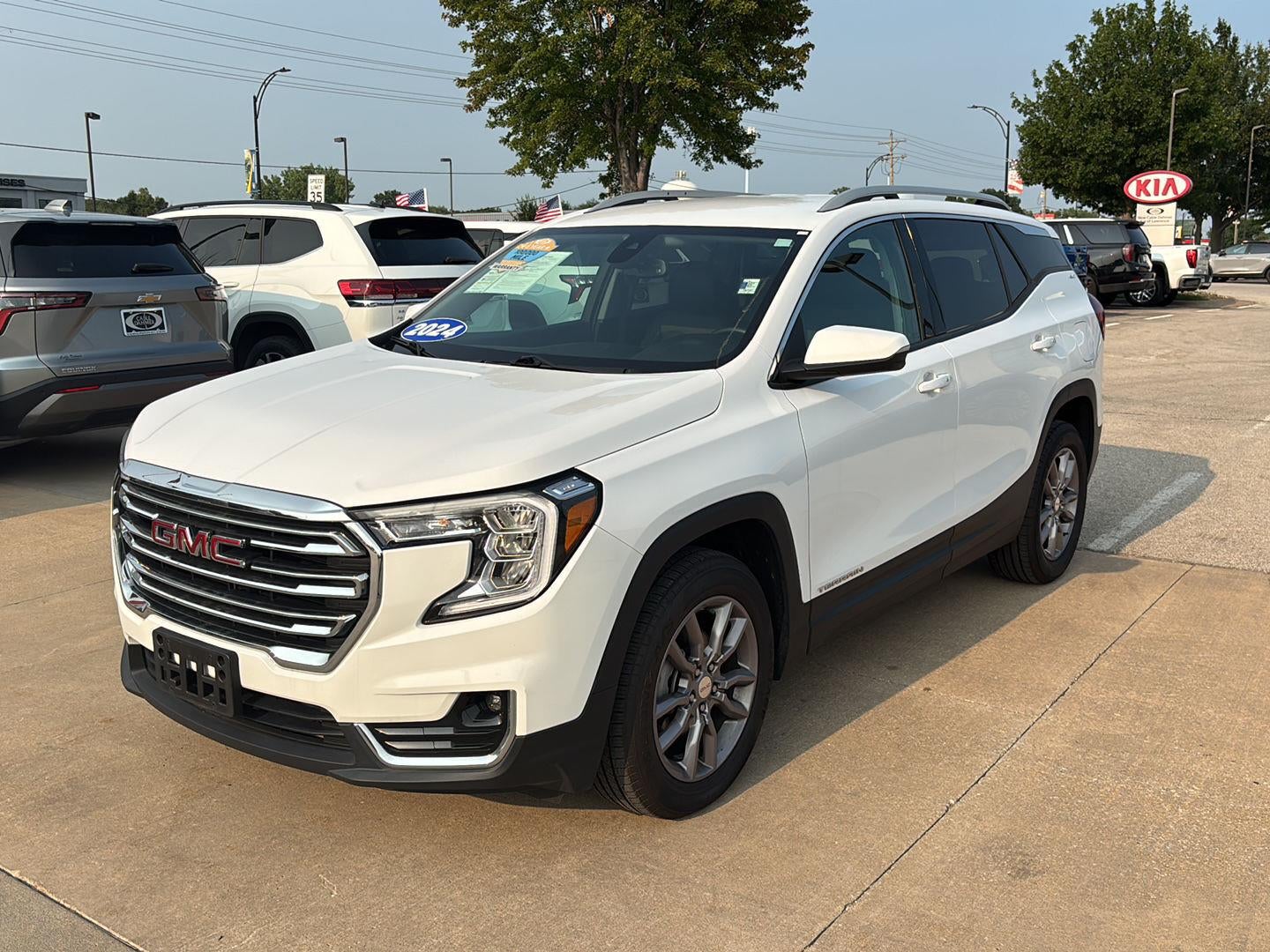2024 GMC Terrain SLT
