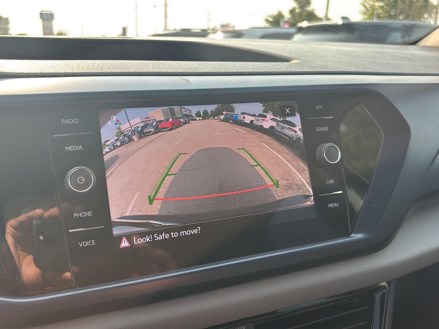 2023 Volkswagen Taos SE