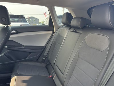 2023 Volkswagen Taos SE