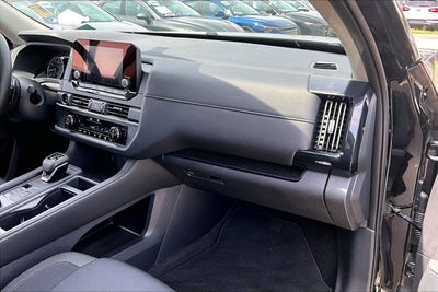 2025 Nissan Pathfinder S