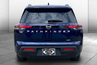2025 Nissan Pathfinder SV