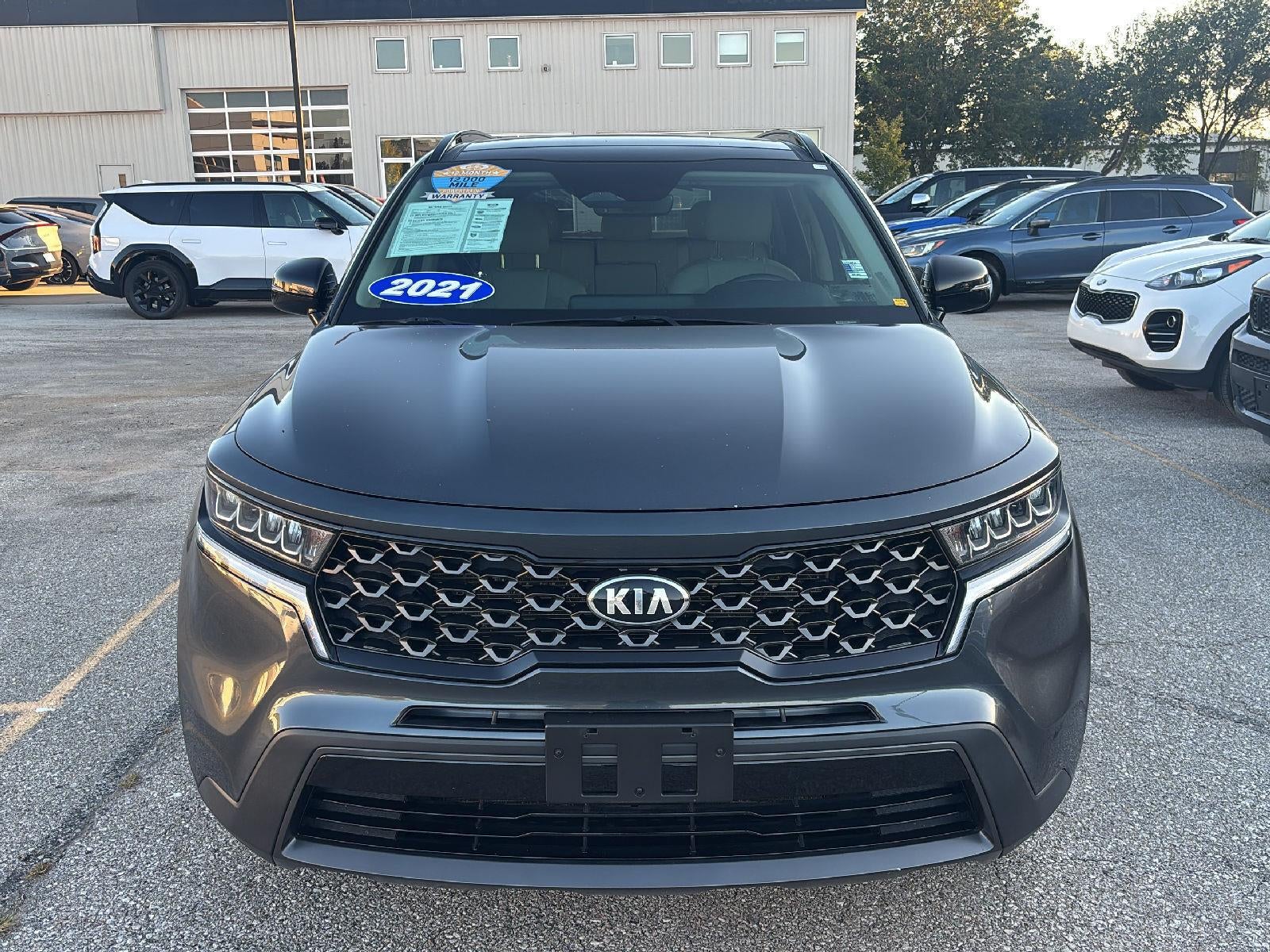 Used 2021 Kia Sorento S with VIN 5XYRLDLC4MG040092 for sale in Kansas City