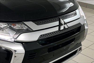 2020 Mitsubishi Outlander SE