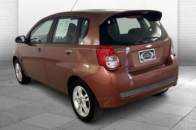 2011 Chevrolet Aveo LT w/1LT