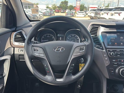 2017 Hyundai Santa Fe SE