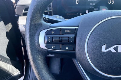 2025 Kia K5 LXS