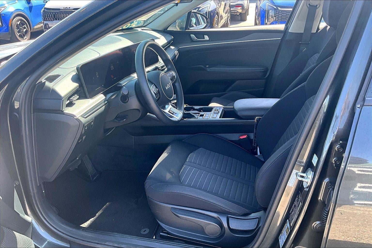 2025 Kia K5 LXS