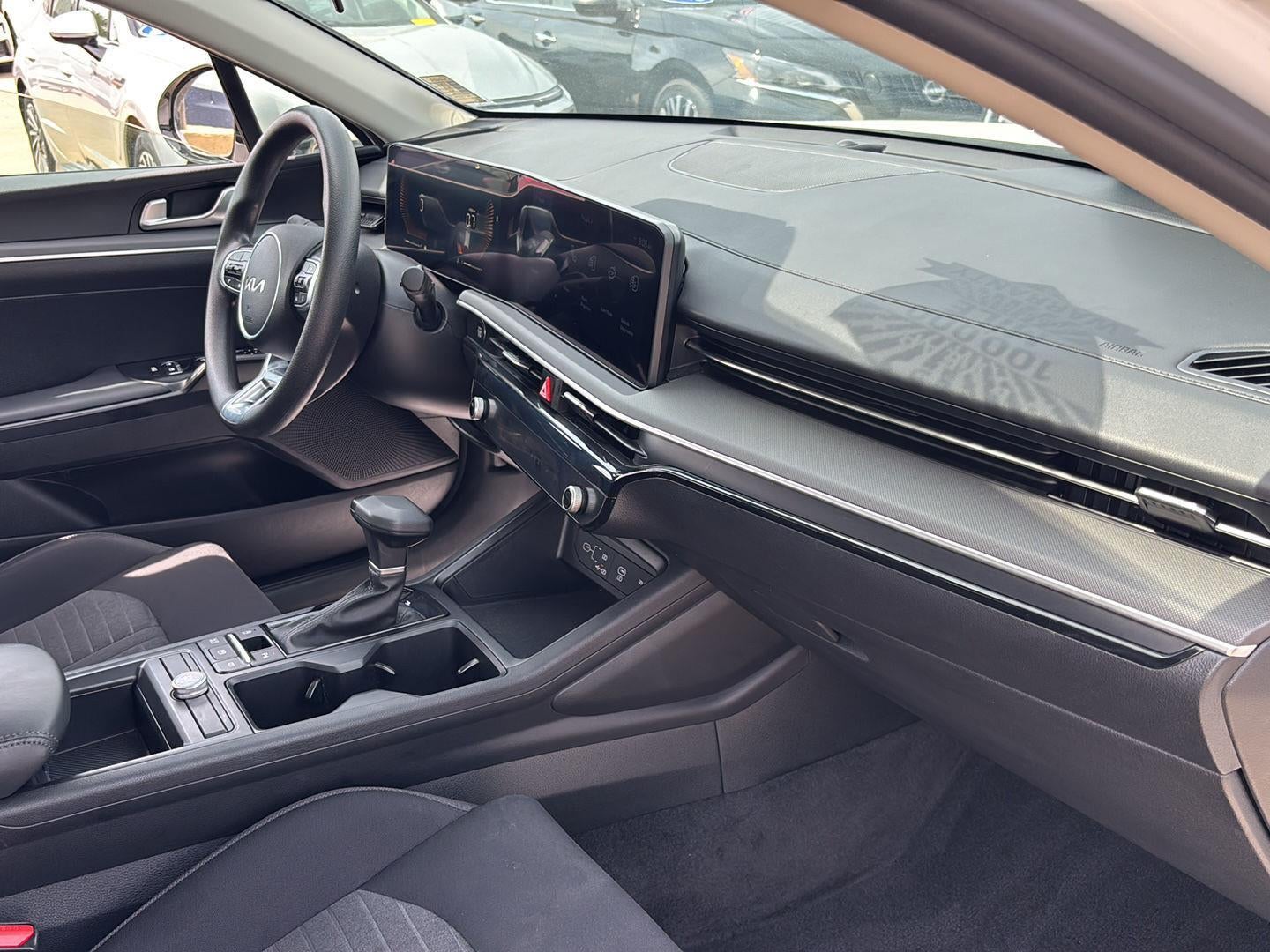 2025 Kia K5 LXS