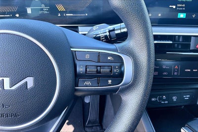 2025 Kia K5 LXS