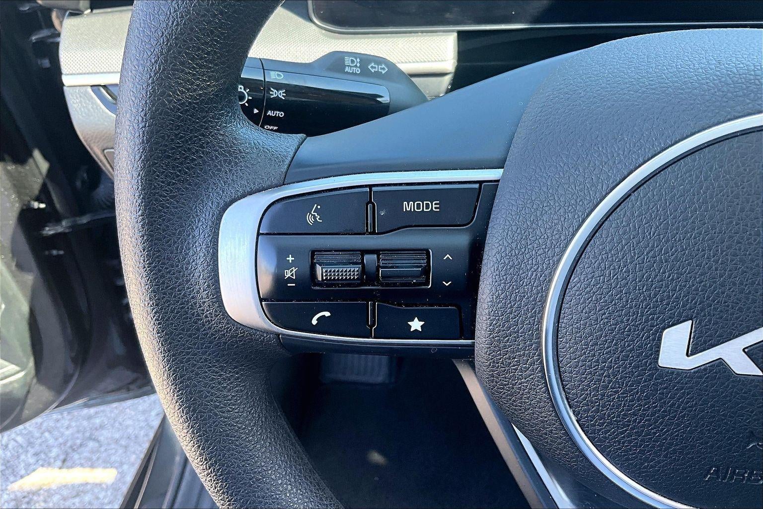2025 Kia K5 LXS