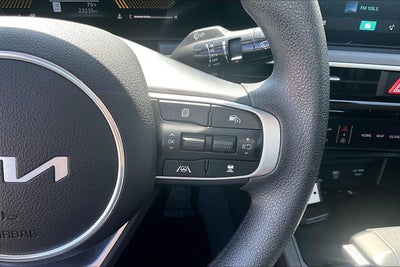 2025 Kia K5 LXS
