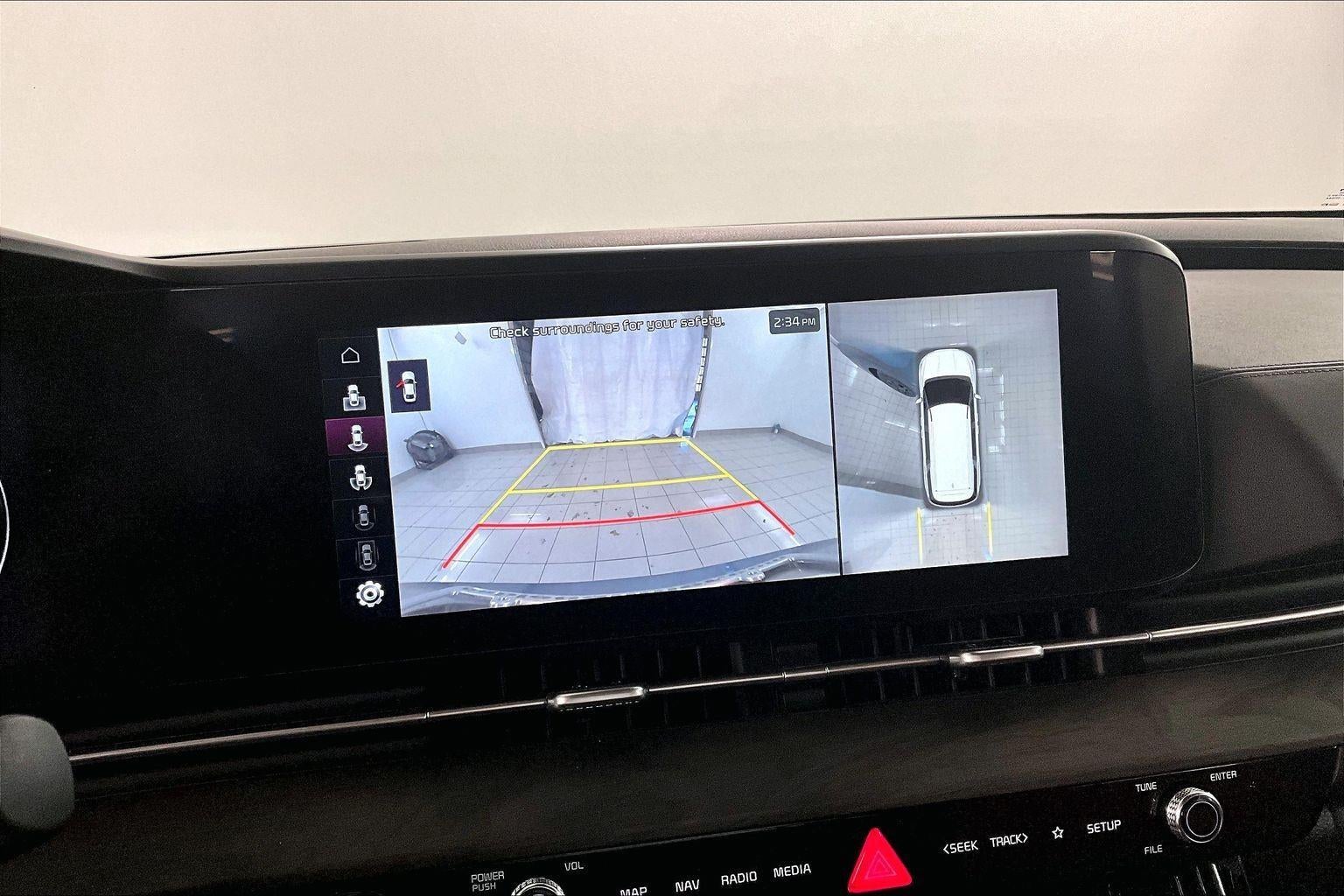 2024 Kia Carnival SX